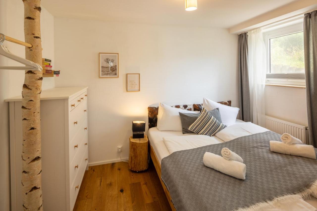 Waldlounge - Gartenwohnung โอเบอร์สเทาเฟิน ภายนอก รูปภาพ